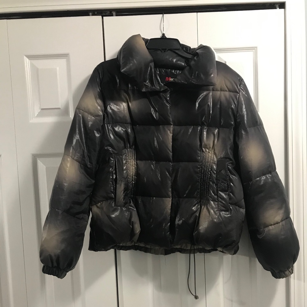 Mystic coat size XL bubble. Light weight.